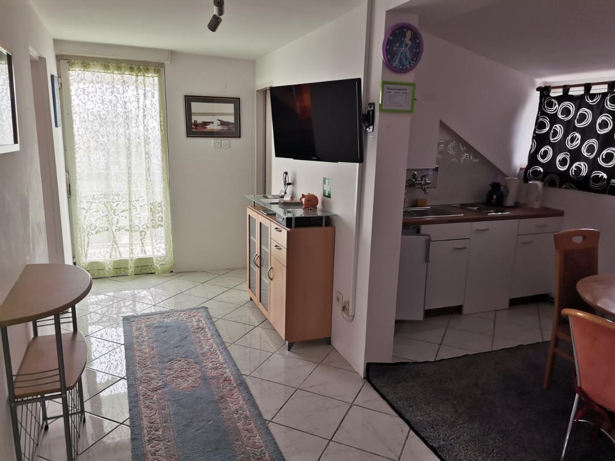Panorama Apartman Molvice Eksteriør billede