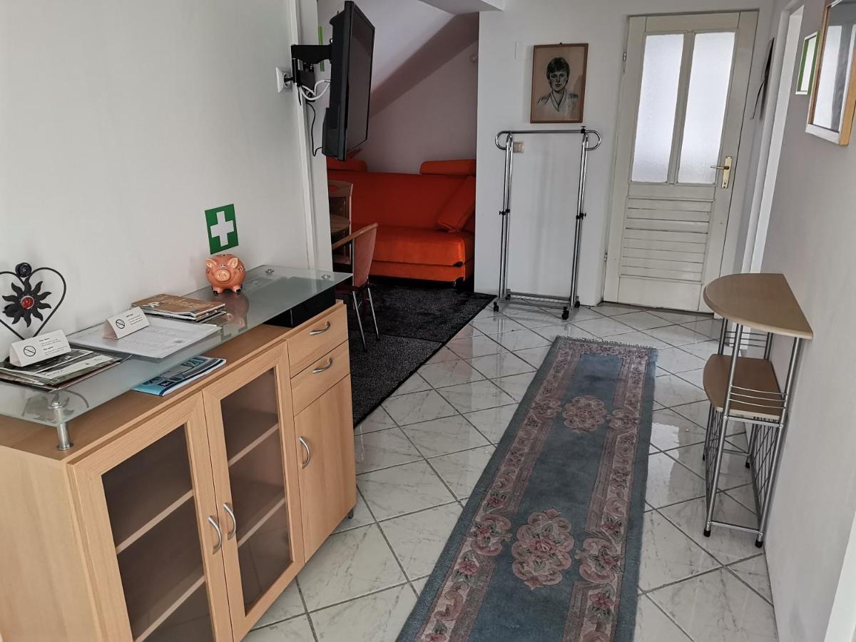 Panorama Apartman Molvice Eksteriør billede
